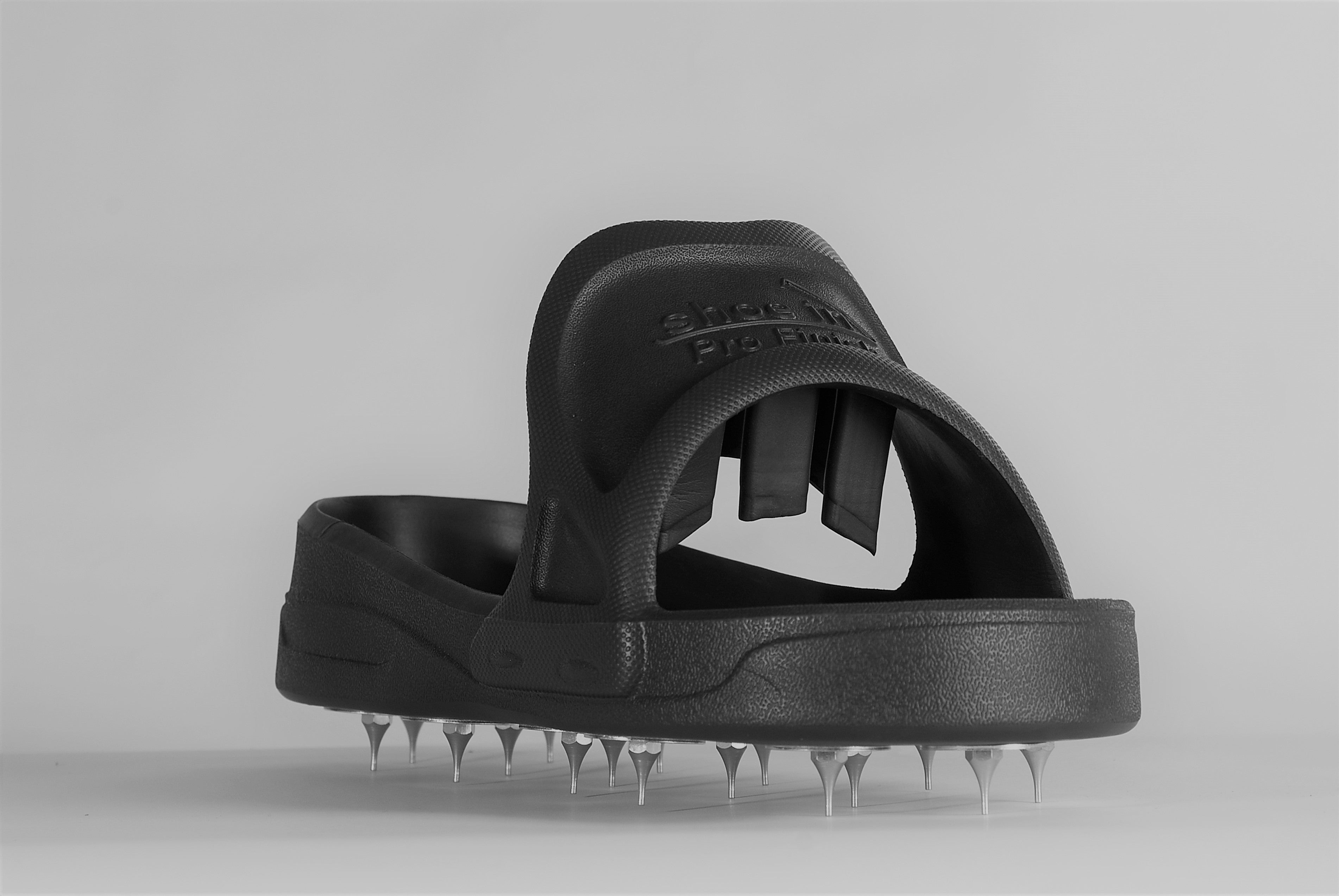 Shoe-In - Pro Finish Chaussures cloutées Moyenne