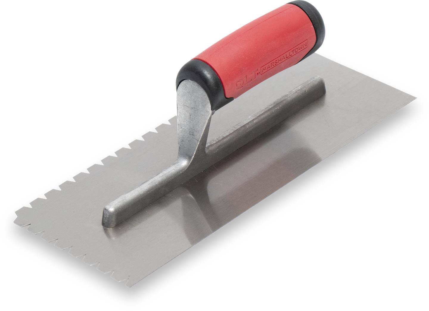 Marshalltown - Truelle à dents en V plat 4-1/2" x 11" en acier trempé 3/16" x 1/4" x 5/16" avec poignée souple courbée