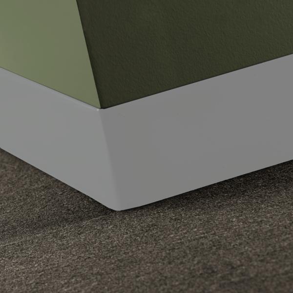 Tarkett - Caoutchouc Baseworks Thermoset #TA5 Colonial Grey sans pied base murale 4" x 120'