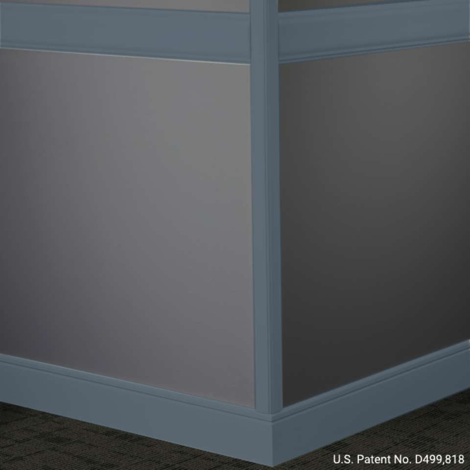 Tarkett - Système de finition murale Millwork - CHR 18 C Rampart 4" #18 Navy Blue - Wallbase 8' (paquet de 5)