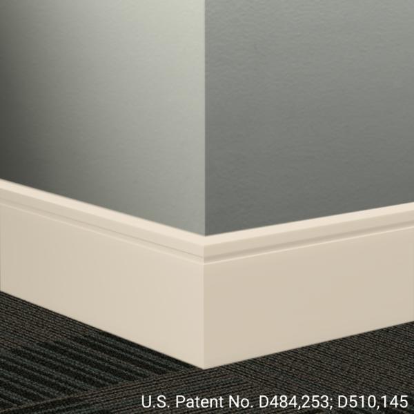 Tarkett - Plinthe Millwork profilée en caoutchouc Reveal #194 Antique White 8" x 8' (paquet de 4)