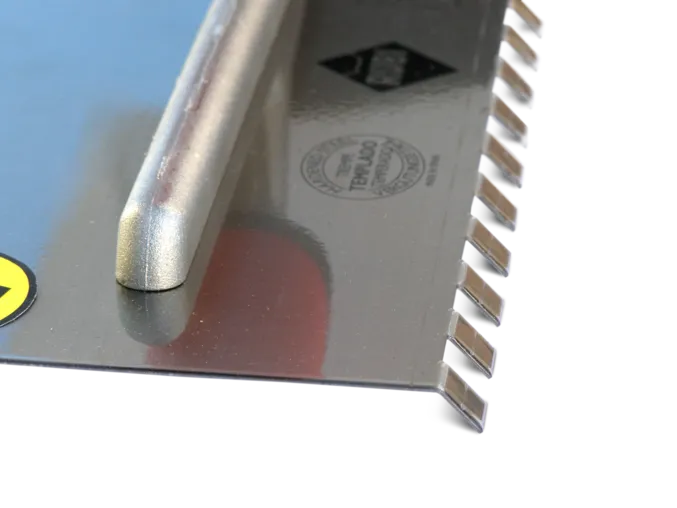Rubi - RUBIFLEX - Truelle à dents carrées 45° 11" - 3/8" × 3/8" ||75948
