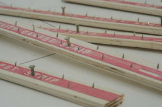 Fusion - Bandes de fixation de tapis avec clous à bois 1" x 4' (paquet de 100)
