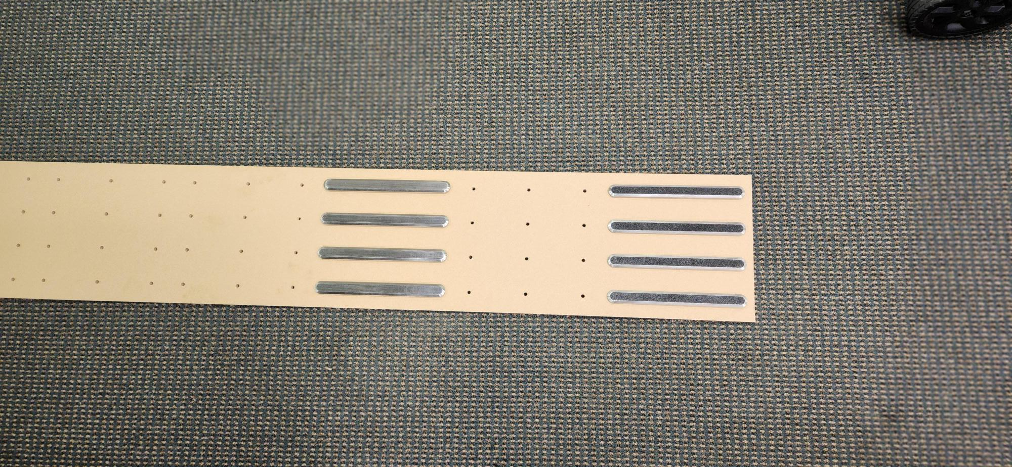 Kinesik - Advantage One Bar Gabarit 2' x 4'