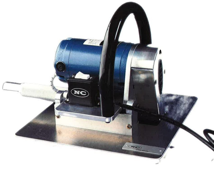NC - Cisaille pour tapis