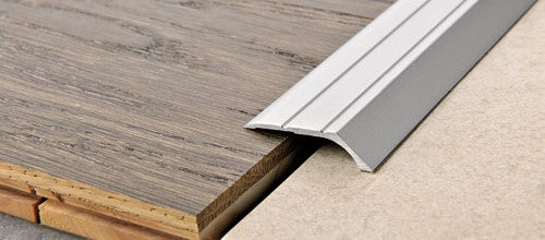 Progress Profiles - Profilé d'extrémité/raccord Prolevall 29 avec adhésif en aluminium anodisé argent 5.5 x 29 mm
