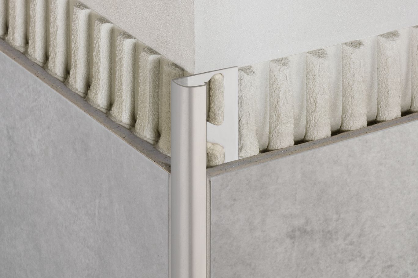 RONDEC Profilé de bordure rond - aluminium ivoire 5/16" (8 mm) x 8' 2-1/2" ||RO80TSI