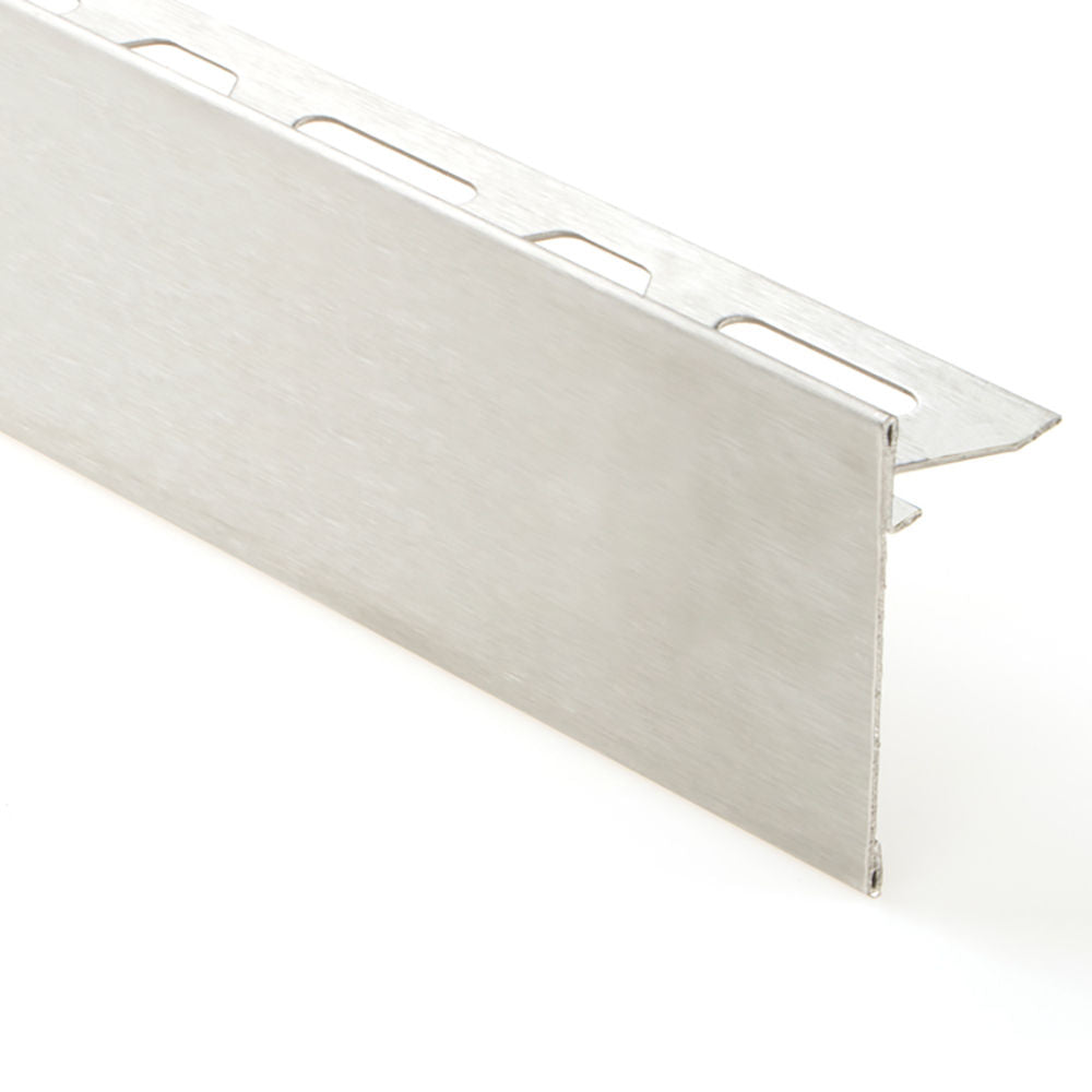 Schluter - SCHIENE-STEP Profilé de bordure de comptoir/marche - acier inoxydable (V2) brossé 1/4" (6 mm) x 8' 2-1/2" avec ailette verticale de 1-1/2"