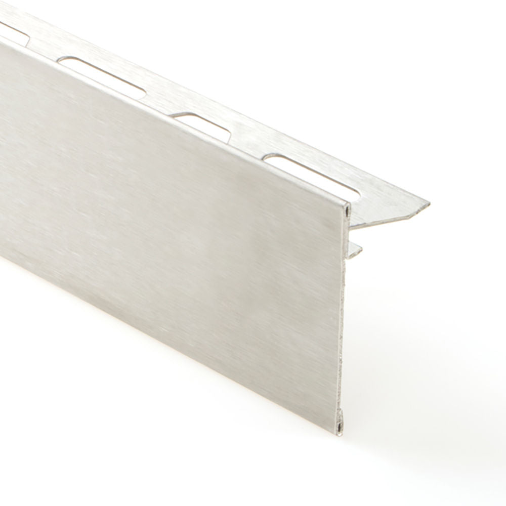 Schluter - SCHIENE-STEP Profilé de bordure de comptoir/marche - acier inoxydable (V2) brossé 11/32" (9 mm) x 8' 2-1/2" avec ailette verticale de 1-1/2"