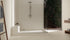 Anatolia - Marmiline - Ivory - Banc de douche en pierre reconstituée polie 45,7 x 119,8 cm (18 x 47,2 po) - mise en situation