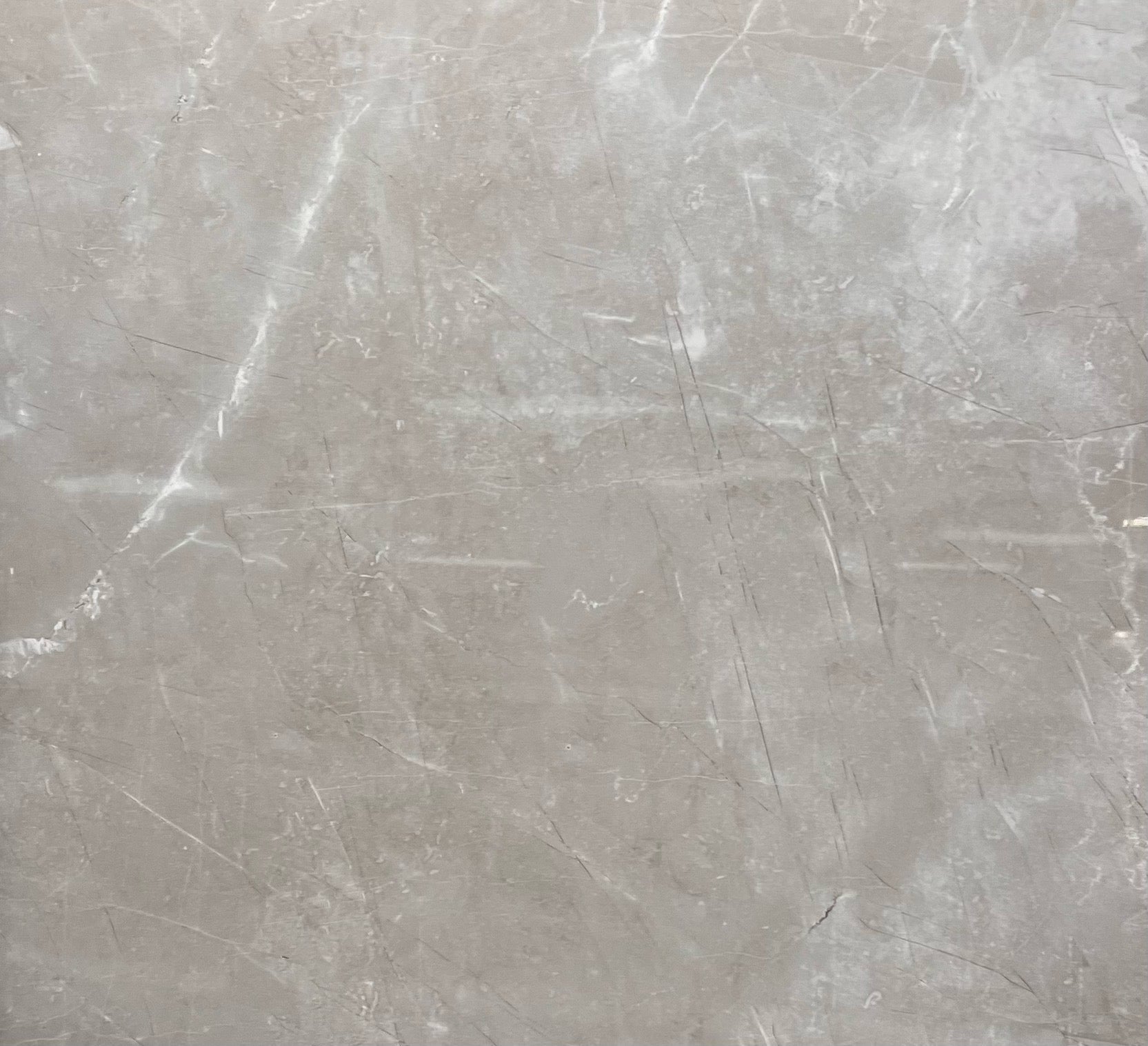 Armani Light Grey Lustré - 24 x 24 (20 boîtes en stock) - Ceramed