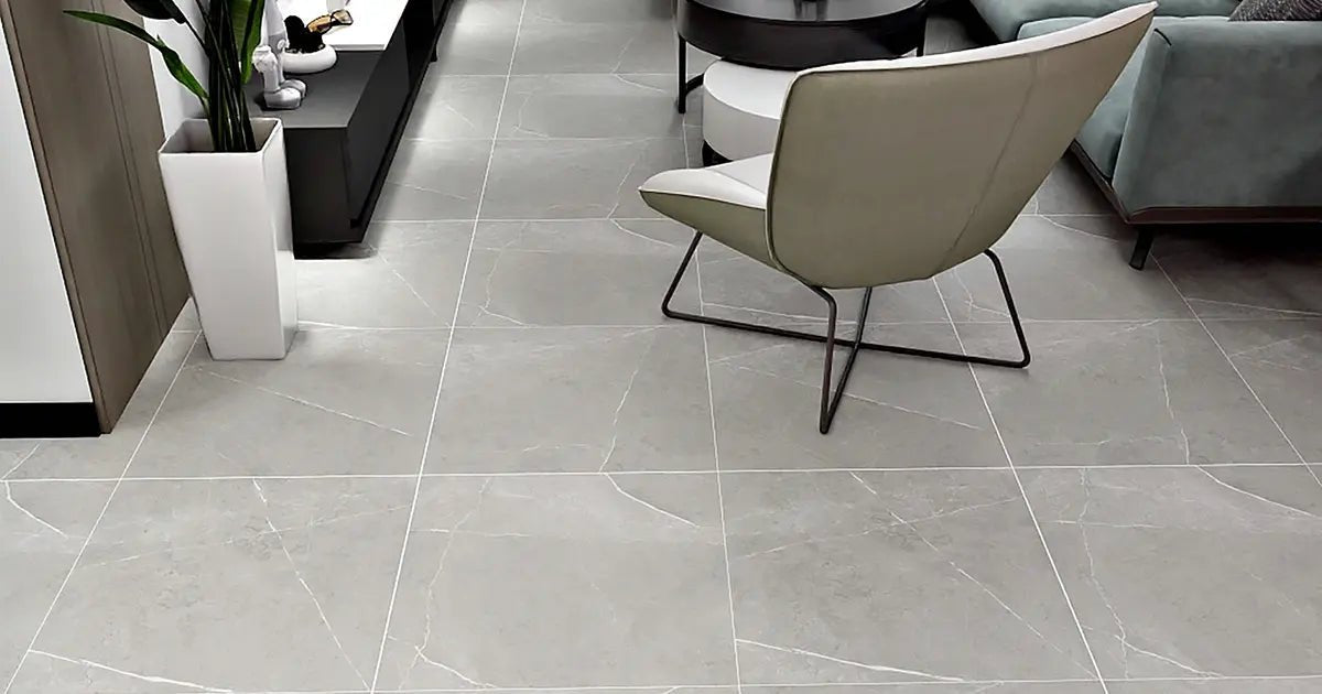 Centura - LEIVA - Carreau de céramique - DARK GREY POLI 24 po x 24 po x 9 mm