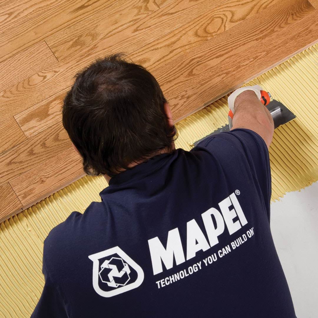 Mapei Ultrabond ECO 980 - 15.1 L (4 gallons) - Premium urethane adhesive for hardwood floors