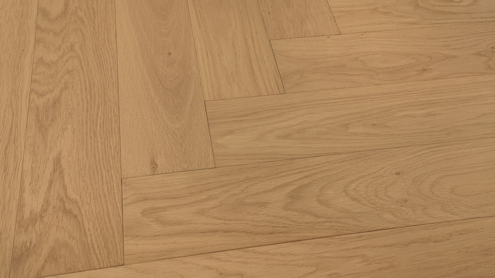 Grandeur Herringbone Nordic Sand HB