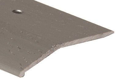 M-D PRO - Barre biseautée en aluminium commerciale Titane martelé 2" x 12'