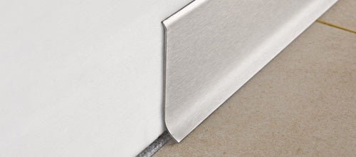 Progress Profiles - Base murale Skirting 60 avec adhésif acier inoxydable satiné 2-3/8" (60 mm) x 7/16" x 6' 6-3/4"