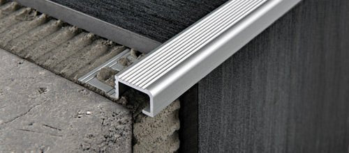 Progress Profiles - Nez de marche Probrastep aluminium anodisé argent (10 mm) 3/8" x 8' 10-5/16"