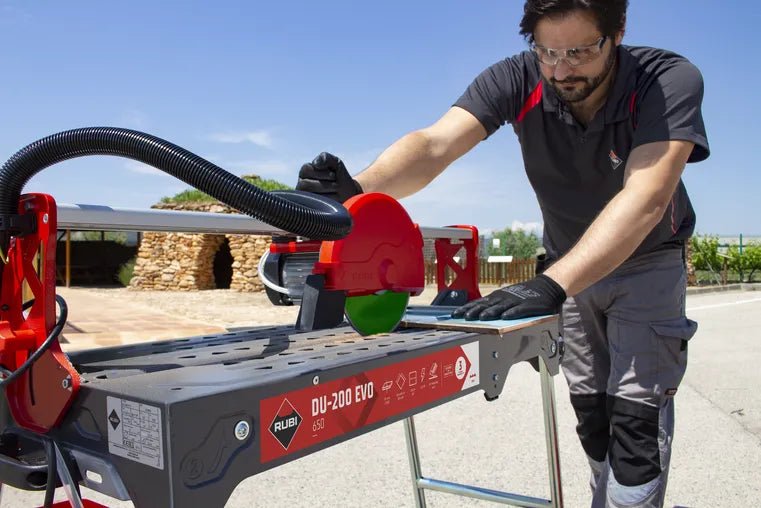 Rubi - DX-350-N - Scie électrique grand format Laser & Niveau avec effet tronçonneuse - DX-350-N 1300 120V ||52918 - Ceramed
