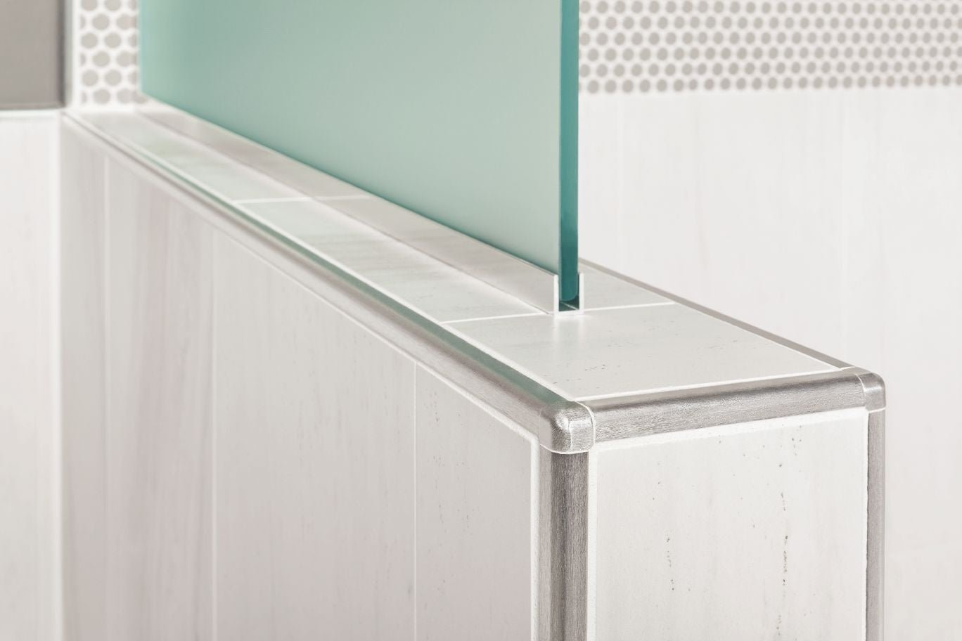 Schluter - RONDEC - Profilé de bordure rond - acier inoxydable (V2) 1/4" x 8' 2-1/2" ||RO60E - Ceramed