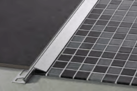 Schluter - RENO-VB Profilé de transition Aluminium anodisé mat 1-3/16" (30 mm) x 8' 2 1/2"