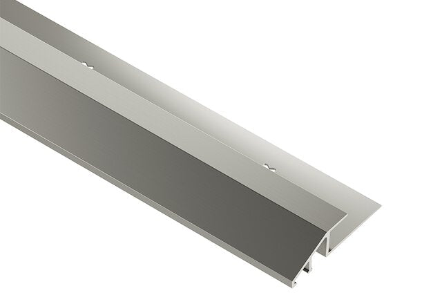 Schluter Systems - VINPRO-U Réducteur pour revêtements de sol résilients aluminium anodisé nickel brossé 11/32" (9 mm) x 8' 2-1/2" ||VPUL90ATGB