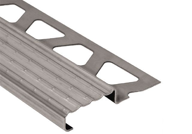 Schluter - TREP-E Profilé pour nez de marche - acier inoxydable (V2) 3/16" (5 mm) x 8' 2-1/2"