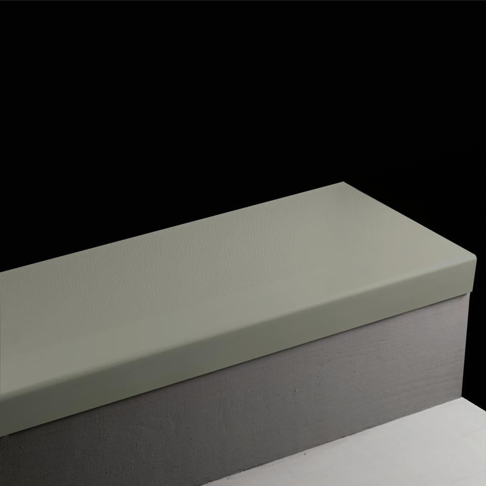 Tarkett - Marche d'escalier en caoutchouc Angle Fit Hammered #86 Hunter Green 108"