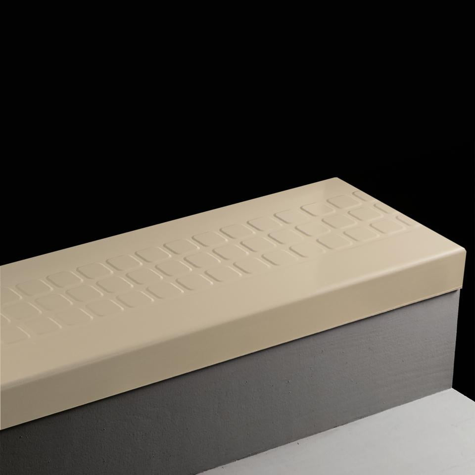 Tarkett - Marche d'escalier en caoutchouc Angle Fit Raised Square #34 Almond avec Insert 42"