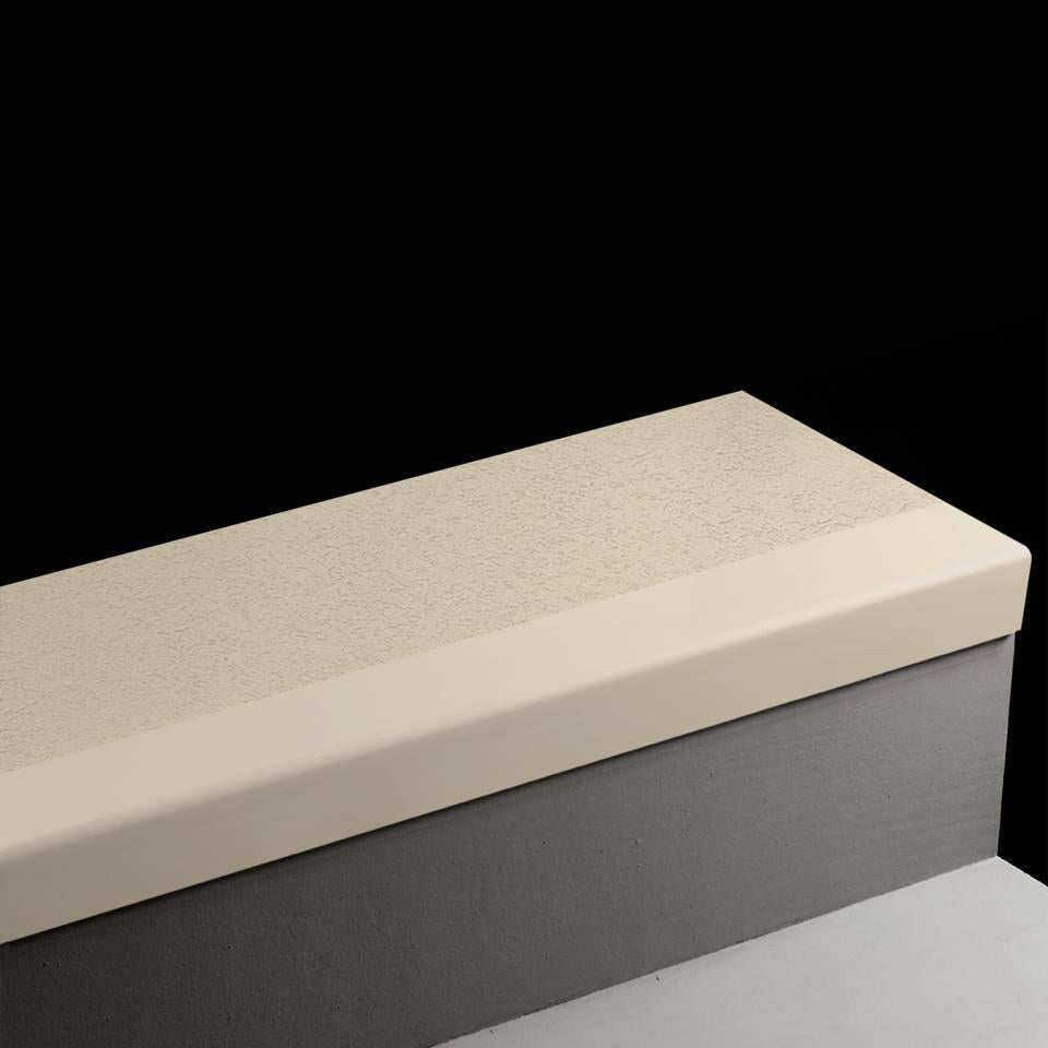 Tarkett - Marche d'escalier en caoutchouc Angle Fit Rice Paper #22 Pearl avec bande antidérapante 60"