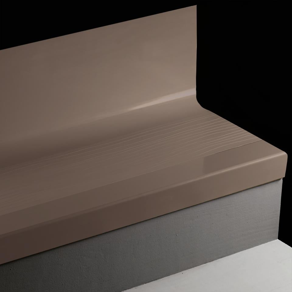 Tarkett - Marche d'escalier en caoutchouc avec contremarche intégrée Angle Fit Bamboo #132 Espresso avec bande antidérapante 54"