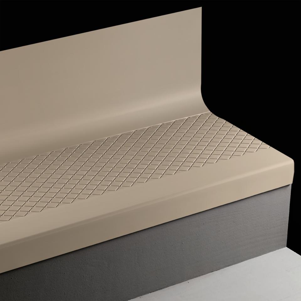 Tarkett - Marche d'escalier en caoutchouc avec contremarche intégrée Angle Fit Diamond #49 Beige avec bande antidérapante 60"