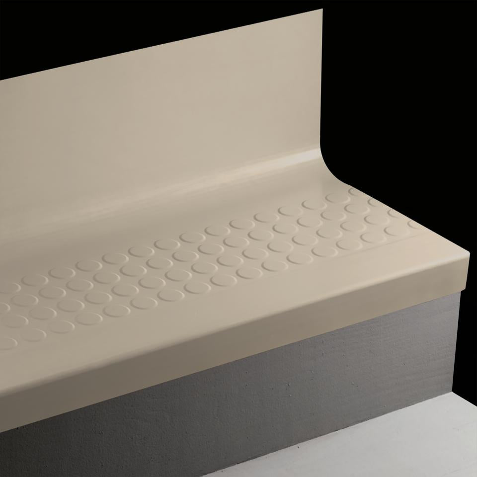Tarkett - Marche d'escalier en caoutchouc avec contremarche intégrée Angle Fit Raised Round #121 Cement 48"