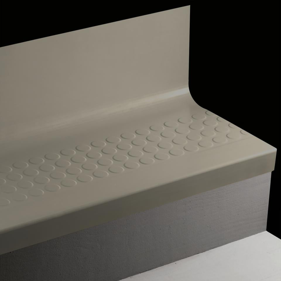 Tarkett - Marche d'escalier en caoutchouc avec contremarche intégrée Angle Fit Raised Round #168 Thunder 42"