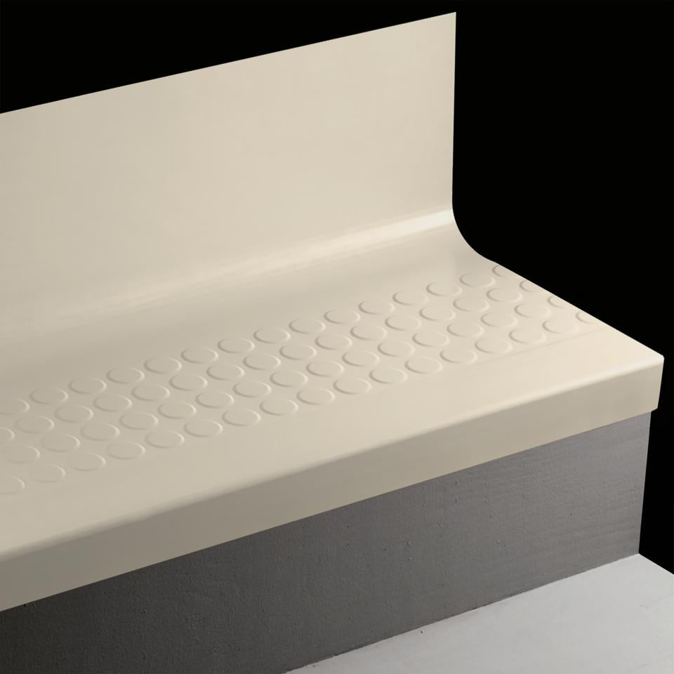 Tarkett - Marche d'escalier en caoutchouc avec contremarche intégrée Angle Fit Raised Round #27 Mist 54"