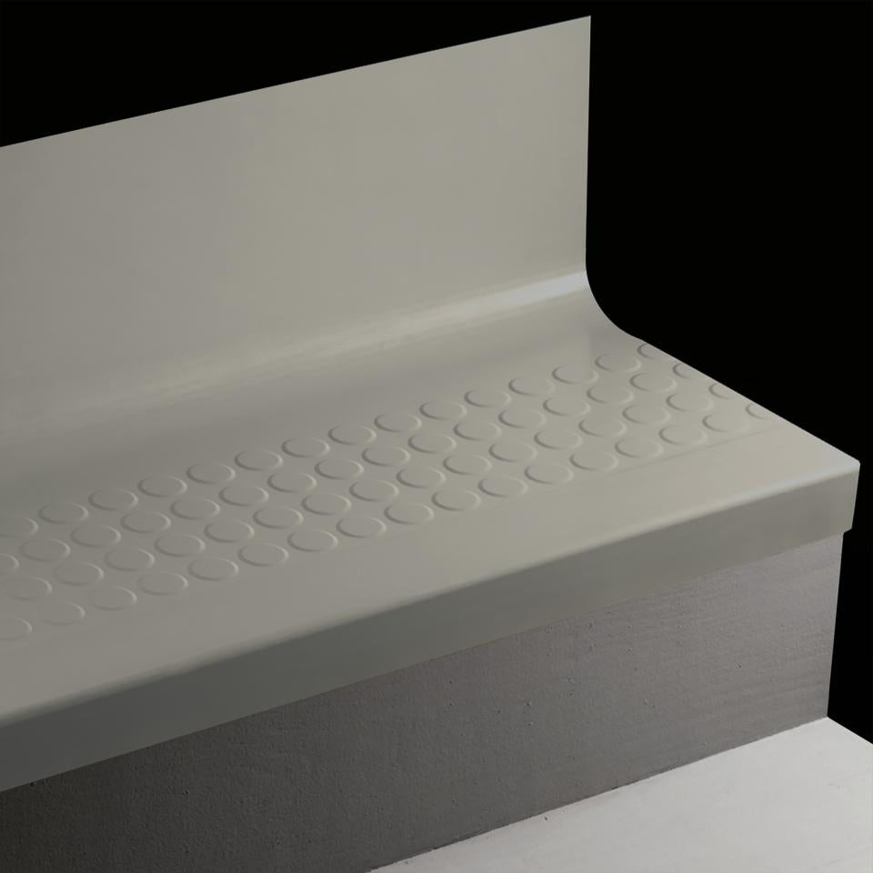 Tarkett - Marche d'escalier en caoutchouc avec contremarche intégrée Angle Fit Raised Round #71 Storm Cloud 42"