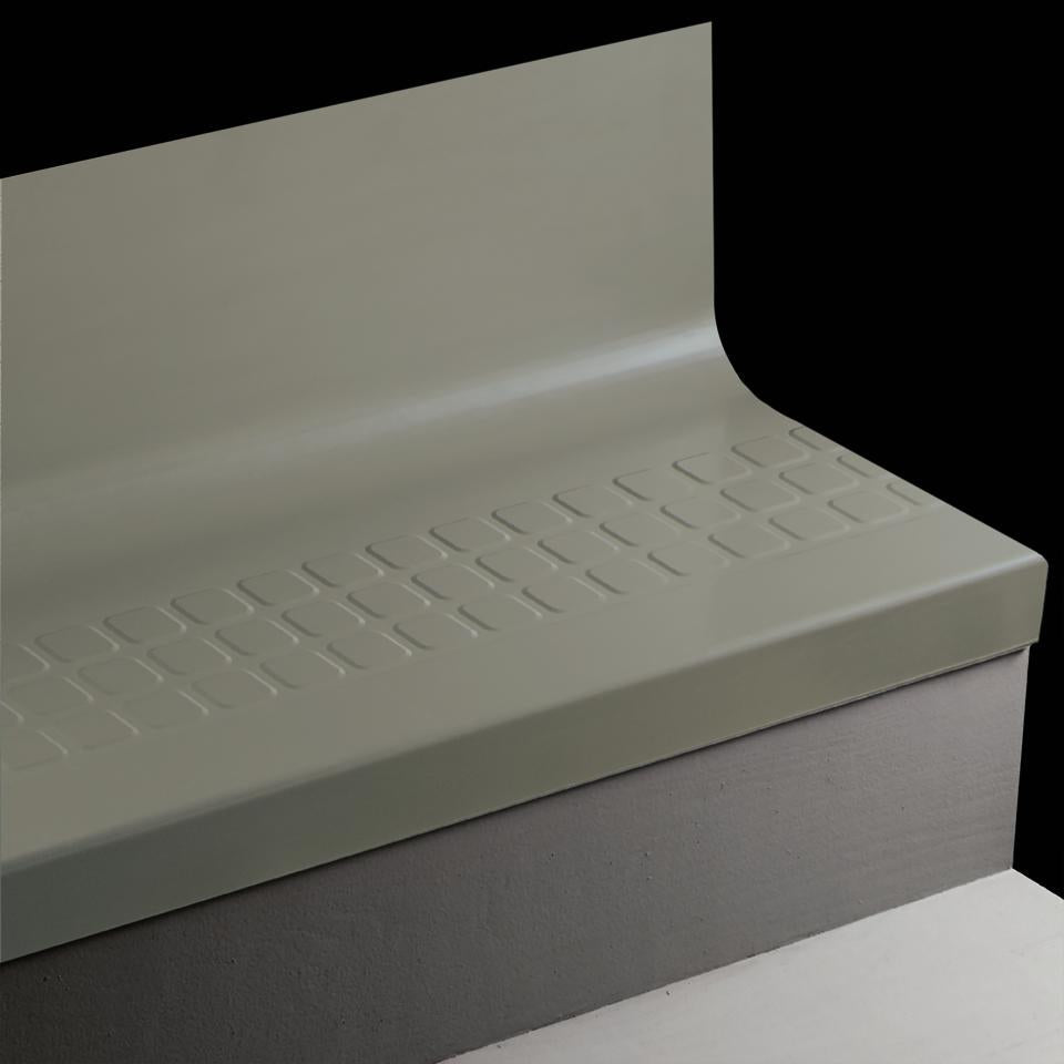 Tarkett - Marche d'escalier en caoutchouc avec contremarche intégrée Angle Fit Raised Square #TG6 Mink 42"