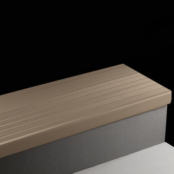 Tarkett - Vinyl Stair Treads #45 Sandalwood nez rond Safe-T-Rib avec Sans Insert 4'