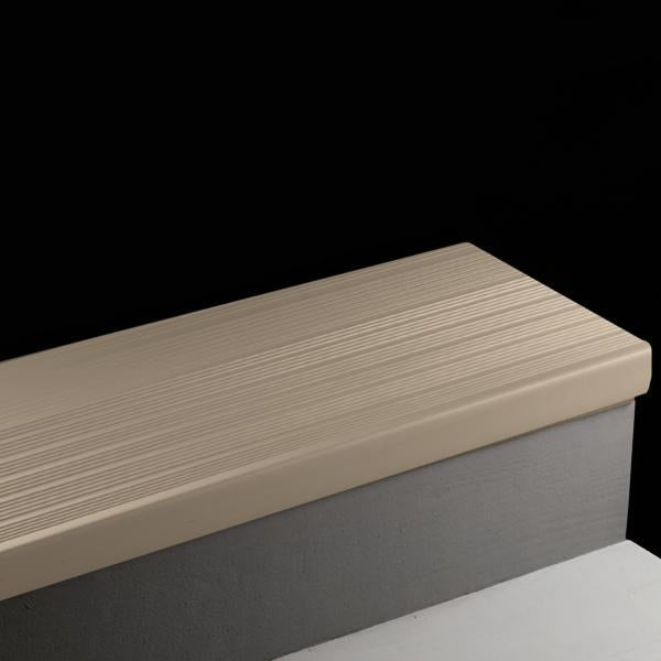 Tarkett - Vinyl Stair Treads #49 Beige nez rond Safe-T-Rib avec Bande antidérapante brun 3'