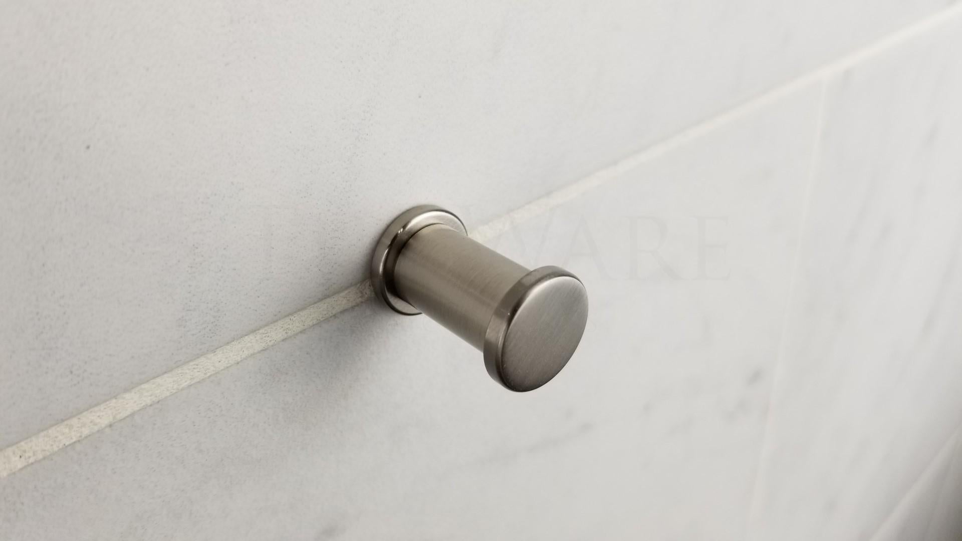 TileWare - Crochet en "T" Promessa Series Nickel brossé contemporain ||T101-211-BN - Ceramed