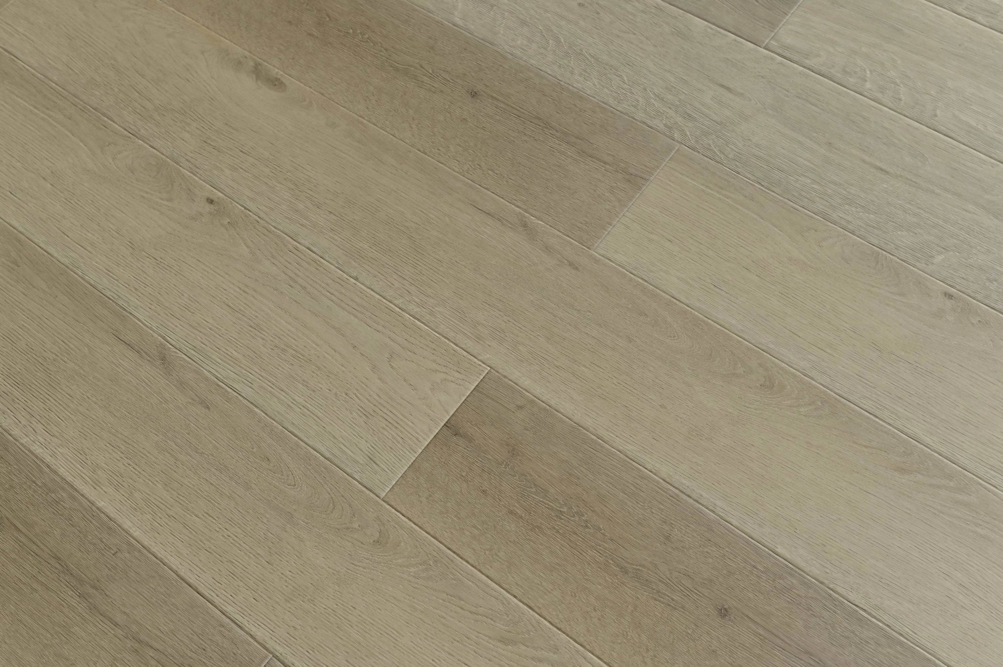 Toucan - Plancher de vinyle clic TFSPC911-F - Sawn Oak / 8mm / 59.84 x 7.09 x 0.35 - Ceramed